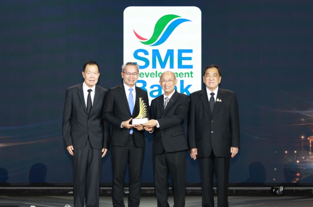 SME D Bank รับรางวัลเชิดชูเกียรติ “สำเภา-นาวาทอง 2569” องค์กรรัฐโดดเด่นด้านบริการ สะดวก โปร่งใส สร้างความเชื่อมั่นภาคธุรกิจไทย